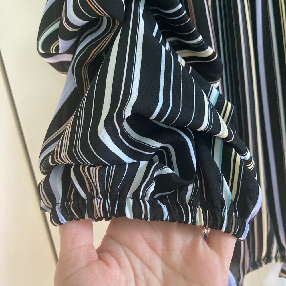 Striped Polyester Top - Picture 4 of 4